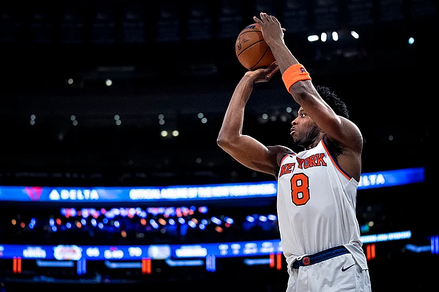 NBA 2024-25: Knicks forward OG Anunoby shoots the ball | Photo: AP/Angelina Katsanis